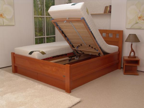 Buková postel s úložným prostorem